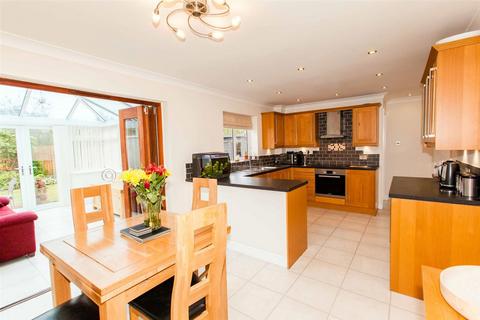4 bedroom detached house for sale, Crich View, Bolsover, S44