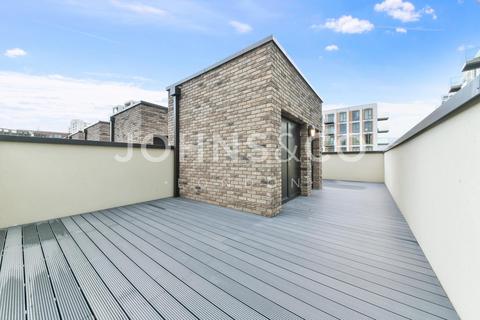4 bedroom terraced house for sale, Schooner Road, Royal Wharf, E16