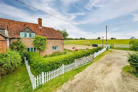 3 bedroom semi-detached house for sale, 2 Little Woodend, Markyate, St. Albans, Hertfordshire, AL3