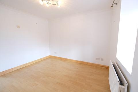 2 bedroom end of terrace house for sale, Surrey Close, Totton SO40