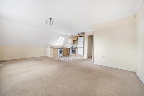 1 bedroom flat for sale, Woking,  Surrey,  GU21
