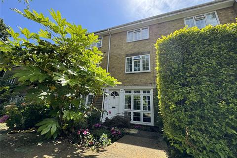 3 bedroom terraced house for sale, Kenilworth Gardens, London, SE18