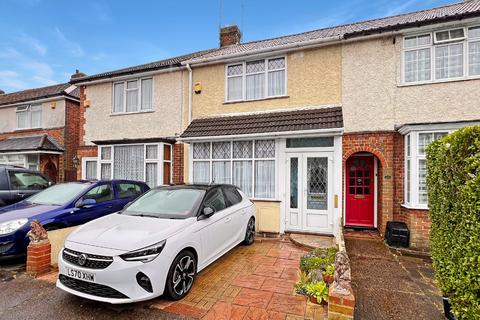 2 bedroom terraced house for sale, Applecroft Road, Luton
