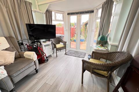 30 Applecroft Road, Luton, LU2 8BD