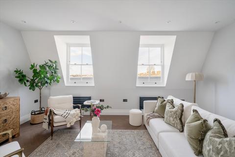 3 bedroom flat for sale, St. Charles Square, London, W10