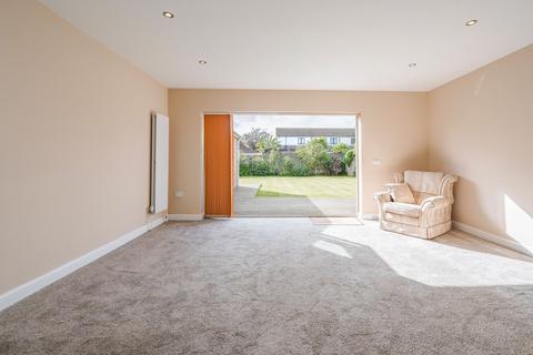 3 bedroom detached bungalow for sale, Borrow Road, Oulton Broad, NR32