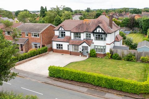 5 bedroom detached house for sale, Efflinch Lane, Barton-under-needwood, DE13