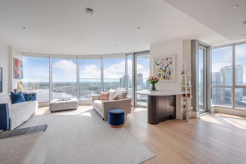 2 bedroom flat for sale, Charrington Tower, 11 Biscayne Avenue, London