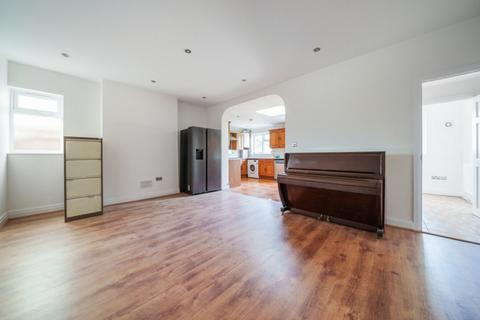 4 bedroom end of terrace house for sale, Gunnersbury Avenue, Acton, W3