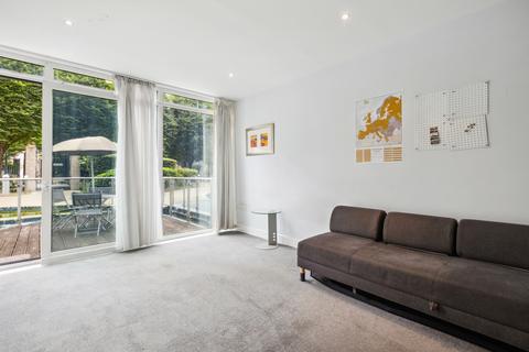 Studio to rent, Howard Building, 368 Queenstown Road, London