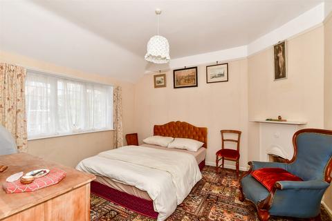 3 bedroom semi-detached house for sale, Mandeville Road, Canterbury, Kent