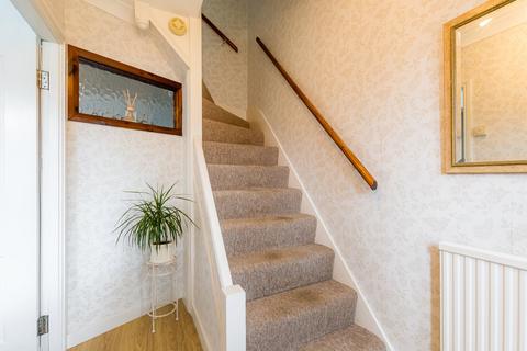 63 Rosebery Avenue, Sidcup, DA15 8HZ
