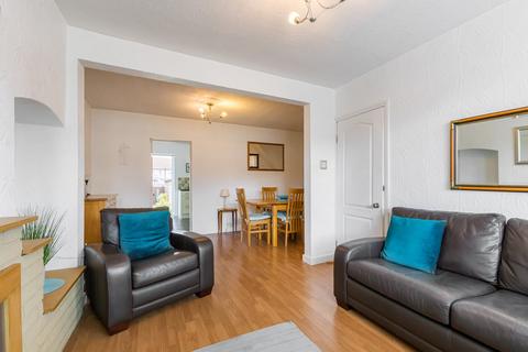 63 Rosebery Avenue, Sidcup, DA15 8HZ