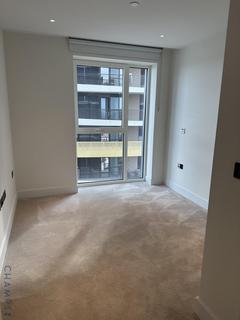 2 bedroom flat to rent, Cascade Way, W12