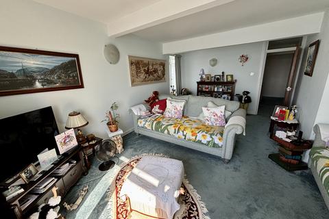 3 bedroom flat for sale, Chyandour Cliff, Penzance, TR18 3LQ