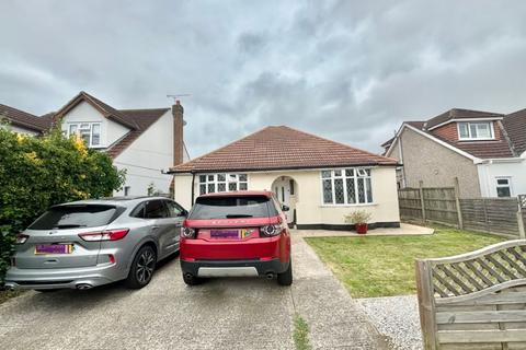 2 bedroom bungalow for sale, Ash Road, Canvey Island