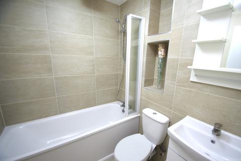 1 bedroom apartment to rent, Osprey Close, Falcon Way, WATFORD, WD25