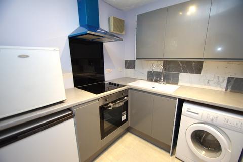 1 bedroom apartment to rent, Osprey Close, Falcon Way, WATFORD, WD25