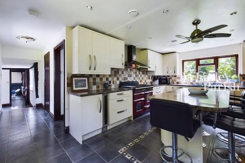 3 bedroom cottage for sale, Thorpe Street, Hinderclay