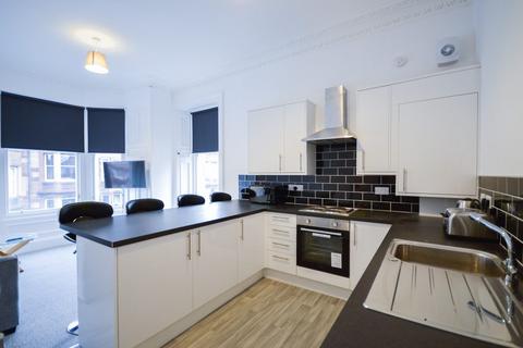 4 bedroom flat to rent, 1455L – Montpelier Park, Edinburgh, EH10 4NQ