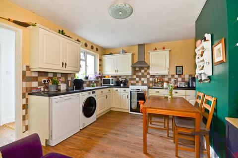 3 bedroom end of terrace house for sale, Newport PO30