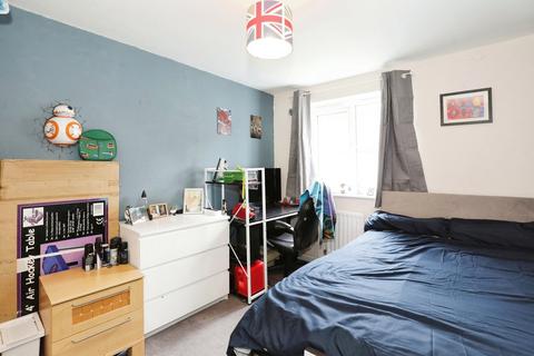 2 Montreux Walk, Biddulph, Stoke-on-trent, ST8 7FP
