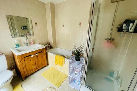 3 Golf View, Nantyglo, Ebbw Vale, NP23 4NL