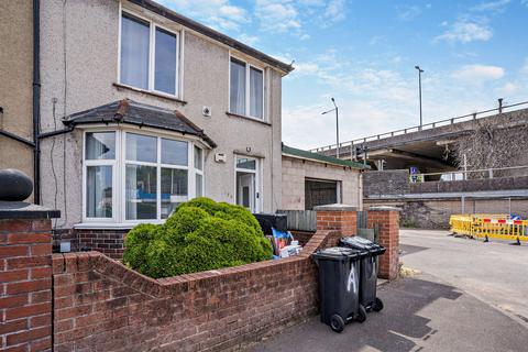 3 bedroom end of terrace house for sale, Malpas Road, Newport, NP20 5