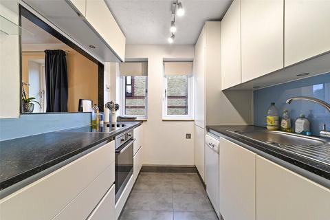 2 bedroom apartment for sale, Cork Square, London, E1W