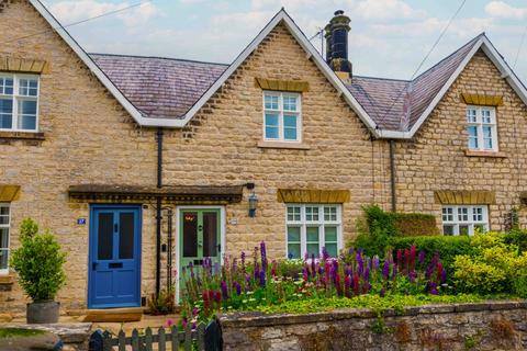 3 bedroom townhouse for sale, 29, Bondgate, Helmsley, YO62 5EY