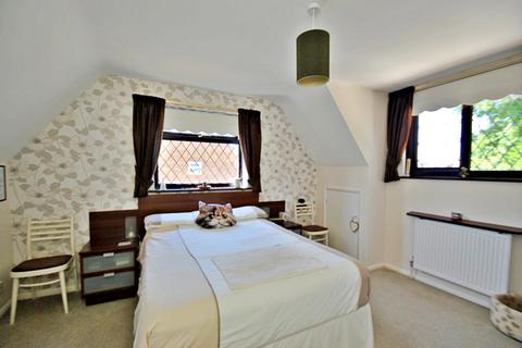 1 Chalbury Close, Poole, BH17 8BP