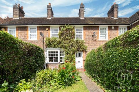 3 bedroom terraced house for sale, Corringway, London NW11