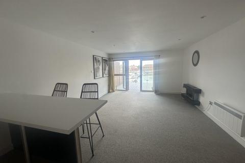 2 bedroom flat to rent, Midway Quay, Sovereign Harbour