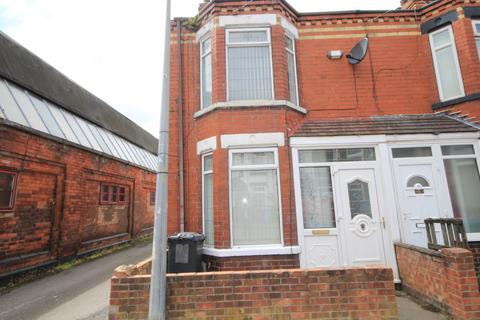 2 bedroom terraced house to rent, Huntingdon St, Hull, HU4