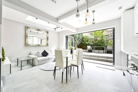 2 bedroom flat for sale, Fulham Palace Road, Bishop's Park, London, SW6