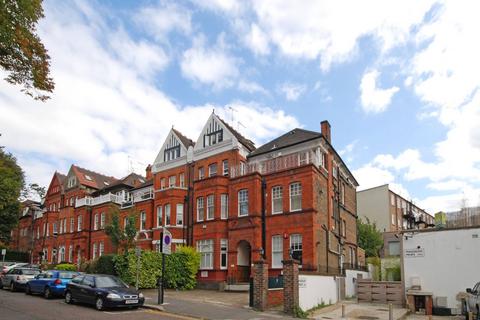 3 bedroom flat to rent, Frognal, Hampstead, London, NW3