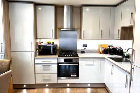 2 bedroom apartment for sale, Windsor Road, Slough