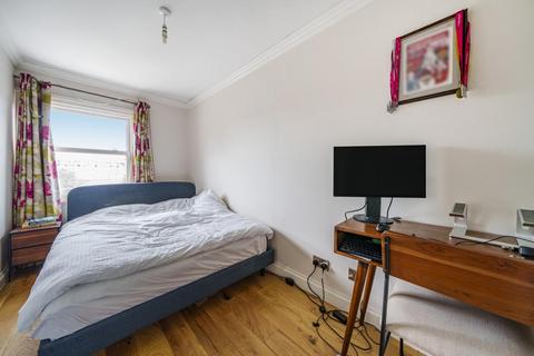 3 bedroom flat for sale, Lilford Road, Camberwell SE5