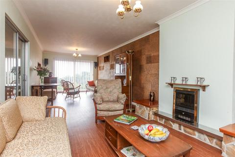 4 bedroom detached house for sale, Warren Road, Woodingdean, Brighton, East Sussex