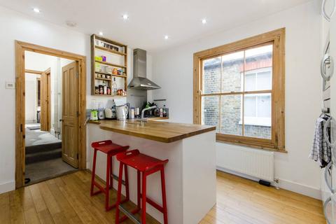 3 bedroom house to rent, Tooting, Tooting, London, SW16