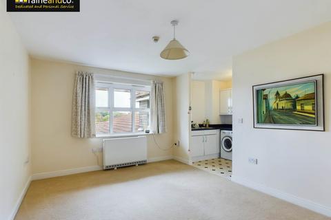 2 bedroom apartment for sale, Seabrook Court, Potters Bar