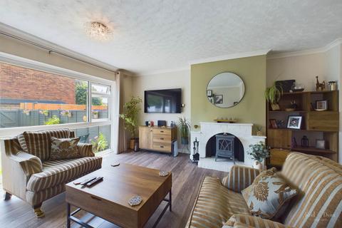 3 bedroom terraced house for sale, Percival Road, Hampden Park