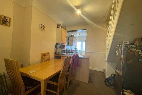 2 bedroom terraced house for sale, Napier Road, Wirral CH62