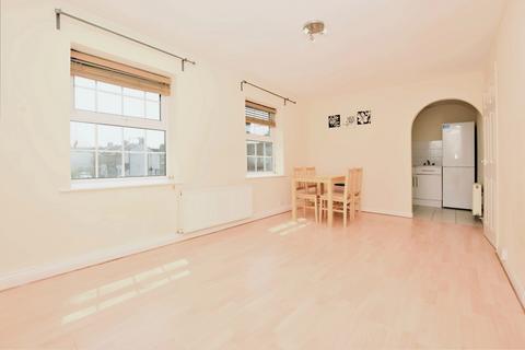 1 bedroom flat to rent, Inverton Road London SE15