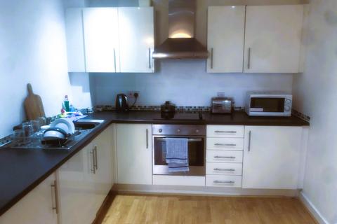 2 bedroom flat to rent, Hulme High Street, Manchester M15