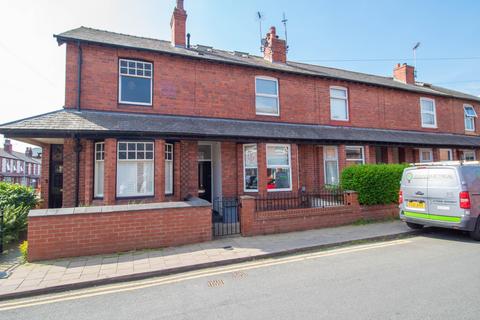 4 bedroom terraced house for sale, Panton Road, Central Hoole, Chester