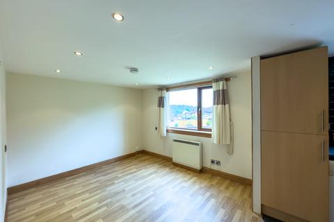 1 bedroom ground floor flat for sale, Beaufort Crescent, Kirkcaldy KY2