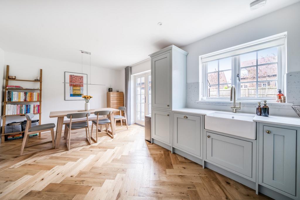 Kitchen/Dining Rm