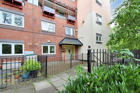 3 bedroom ground floor flat for sale, Barrack Road, fenham , Newcastle upon Tyne, Tyne and Wear, NE4 6BN