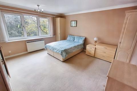 2 bedroom apartment for sale, The Avenue, Branksome Park, Poole, Dorset, BH13